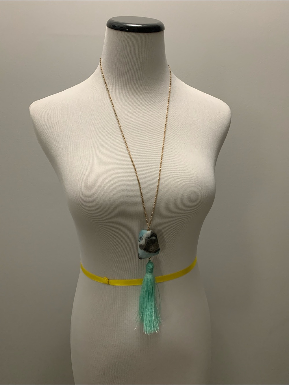 Stone necklace with tassel